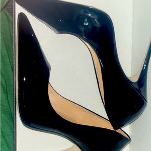 Saks 5th Ave black heels